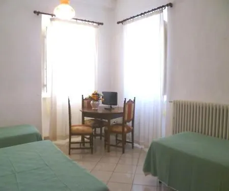 Hotel Ape Elbana 2*